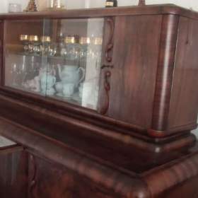 Foto inzerátu Starožitný sekretář a skřínka
