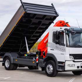 Foto inzerátu MERCEDES ATEGO 1222 TŘÍSTRANNÝ SKLÁPĚČ HYDRAULICKÁ RUKA EU4