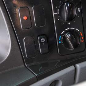 Foto inzerátu MERCEDES ATEGO 1222 TŘÍSTRANNÝ SKLÁPĚČ HYDRAULICKÁ RUKA EU4