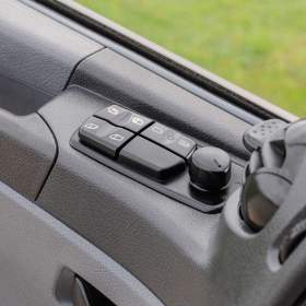 Foto inzerátu MERCEDES ATEGO 1222 TŘÍSTRANNÝ SKLÁPĚČ HYDRAULICKÁ RUKA EU4