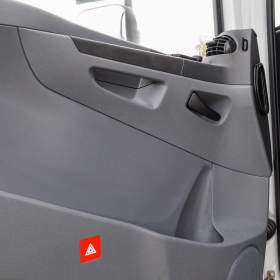 Foto inzerátu MERCEDES ATEGO 1222 TŘÍSTRANNÝ SKLÁPĚČ HYDRAULICKÁ RUKA EU4