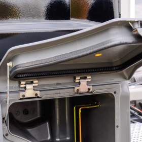 Foto inzerátu MERCEDES AXOR 1829 / 18T HÁKOVÝ NOSIČ KONTEJNERŮ EU5