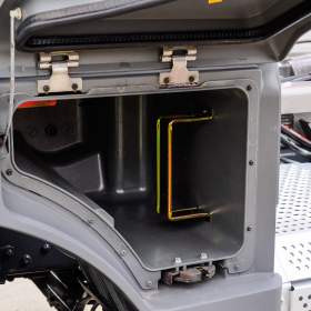 Foto inzerátu MERCEDES AXOR 1829 / 18T HÁKOVÝ NOSIČ KONTEJNERŮ EU5