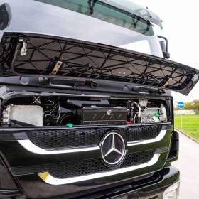 Foto inzerátu MERCEDES AXOR 1829 / 18T HÁKOVÝ NOSIČ KONTEJNERŮ EU5