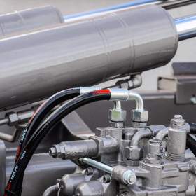 Foto inzerátu MERCEDES AXOR 1829 / 18T HÁKOVÝ NOSIČ KONTEJNERŮ EU5