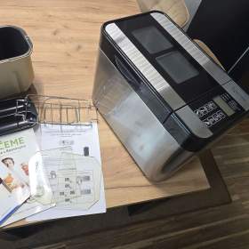 Foto inzerátu Chytrá domácí pekárna Sana BM1403-A