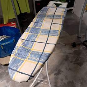 Fotka k inzerátu Žehlící prkno / 17815734