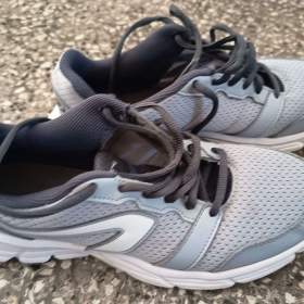 Foto inzerátu sportovní pánské tenisky vel.41