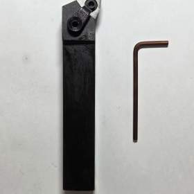 Fotka k inzerátu Soustružnický nůž 20x20mm / 17693428