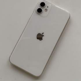 Foto inzerátu iPhone 11 128 GB - Perfektní stav