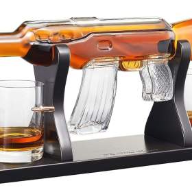 Fotka k inzerátu Luxusní karafa v podobě Kalashnikova / 16552057