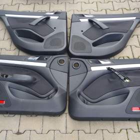 Fotka k inzerátu ŠKODA OCTÁVIA 2 COMBI -  DVEŘE, tapce, zrcátko / 19349658