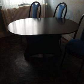 Foto inzerátu jidelni stul