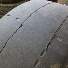 Foto inzerátu Závodní slick Avon 7.0/22.0-13