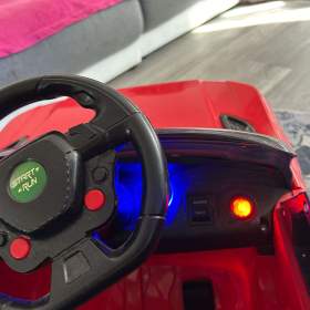 Foto inzerátu elektricke auto