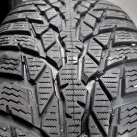 Foto inzerátu Sada nebo 2ks pěkných zimních pneu 205/60 R16: