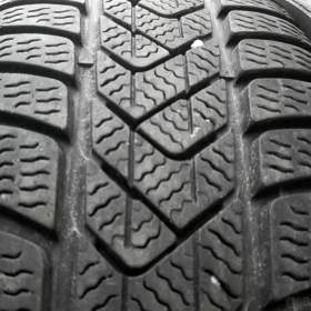 Foto inzerátu Sada nebo 2ks pěkných zimních pneu 205/60 R16: