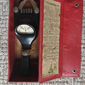 Zkoušečka baterií retro / 19628849