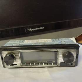 Fotka k inzerátu autoradio  / 15735261