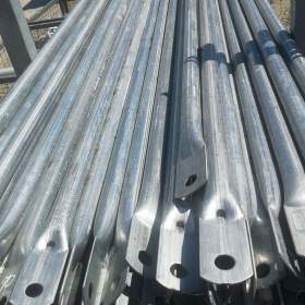 Foto inzerátu vhodné na štítové stěny Lešení na štít 8,3X12,5 různé rozměry