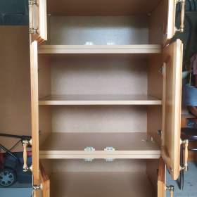 Foto inzerátu Prodám 5 ks skříněk