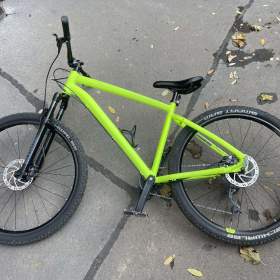 Fotka k inzerátu Horské kolo velikost L kola 27,5 / 19626989