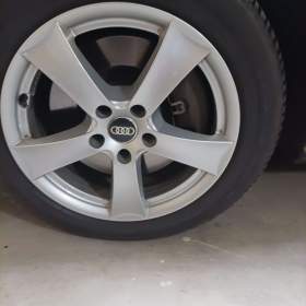 Fotka k inzerátu zimní kola a pneu na Audi A6 avant r. v. 2012 / 19471039
