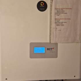 Fotka k inzerátu Prodam střídač RCT Power Storage 6.0 + baterie / 12321643