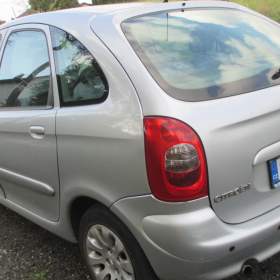 Foto inzerátu CITROEN XSARA PICASSO 1.8i LPG