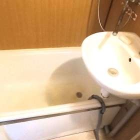 Foto inzerátu 1+1 O.- Fifejdy, nezařízený, doplatky na bydlení nevadí...  Volný během pár dnů...