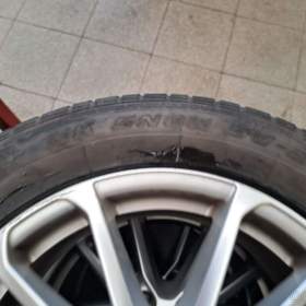 Foto inzerátu Porsche Cayenne - Originání alu kola 18 Zimní pneu