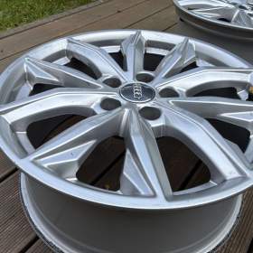 Foto inzerátu Alu disky Audi 7.0 x 17 5x112 ET 34