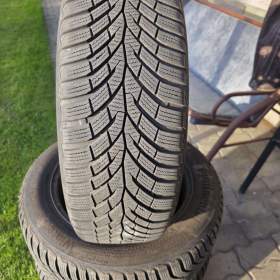 Foto inzerátu Prodám zimní gumy 4ks.