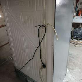 Foto inzerátu us lednice 6 let stara malo pouzivana