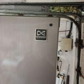 Foto inzerátu us lednice 6 let stara malo pouzivana