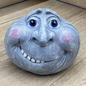 Fotka k inzerátu Veselý obličej na zahradu i na dekoraci do bytu / 14970676