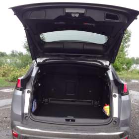 Foto inzerátu Peugeot 3008 1.2 PureTech 96 kW – pravidelný servis 