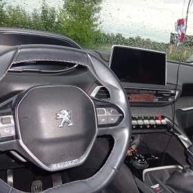 Foto inzerátu Peugeot 3008 1.2 PureTech 96 kW – pravidelný servis 