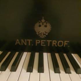 Fotka k inzerátu Klavír Petrof z roku 1905 / 14623526