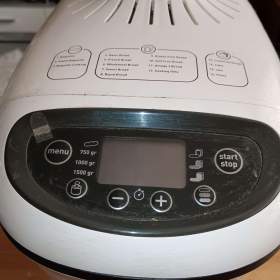 Foto inzerátu Domácí pekárna Tefal