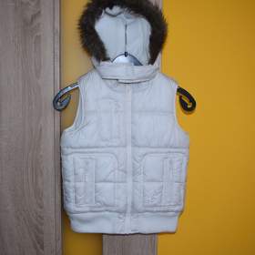 Fotka k inzerátu dětská vesta / 15609987