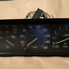 Fotka k inzerátu Přístrojová deska ŠKODA 125- 136 a RAPID / 16956234