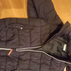 Foto inzerátu Dětská zimní bunda H&amp;M- téměř nová 
