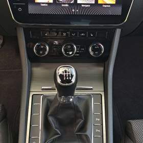 Foto inzerátu ŠKODA Superb 3 facelift Style 2.0Tdi 110kW manuál