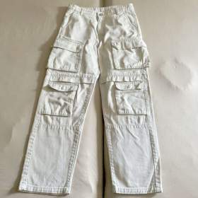 Foto inzerátu Chlapecké Cargo kalhoty, kapsáče - vel. S, 16 až 17 let