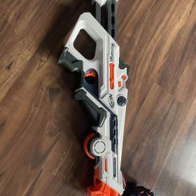 Foto inzerátu NERF Laser Ops Pro Deltaburst