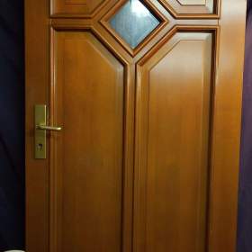 Foto inzerátu Venkovní vchodové dveře 98/200 (masiv)