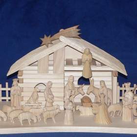 Foto inzerátu Ručně vyřezávané betlémy ze dřeva