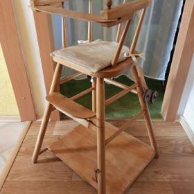 Foto inzerátu Prodám retro dětskou židličku