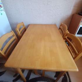 Fotka k inzerátu Jidelní set -  stůl + 4 židle / 18389143